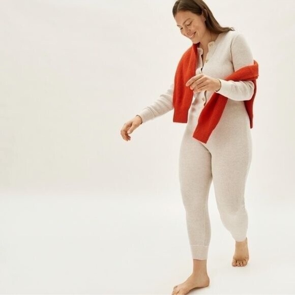 Everlane Sz. Small Waffle Knit 1/2 Button Up One Piece Pajama Heathered Tan - Picture 1 of 6